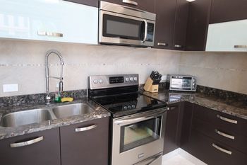 Luxury Sky Penthouses 3-6br Condo-hotel At Oceano Apartment