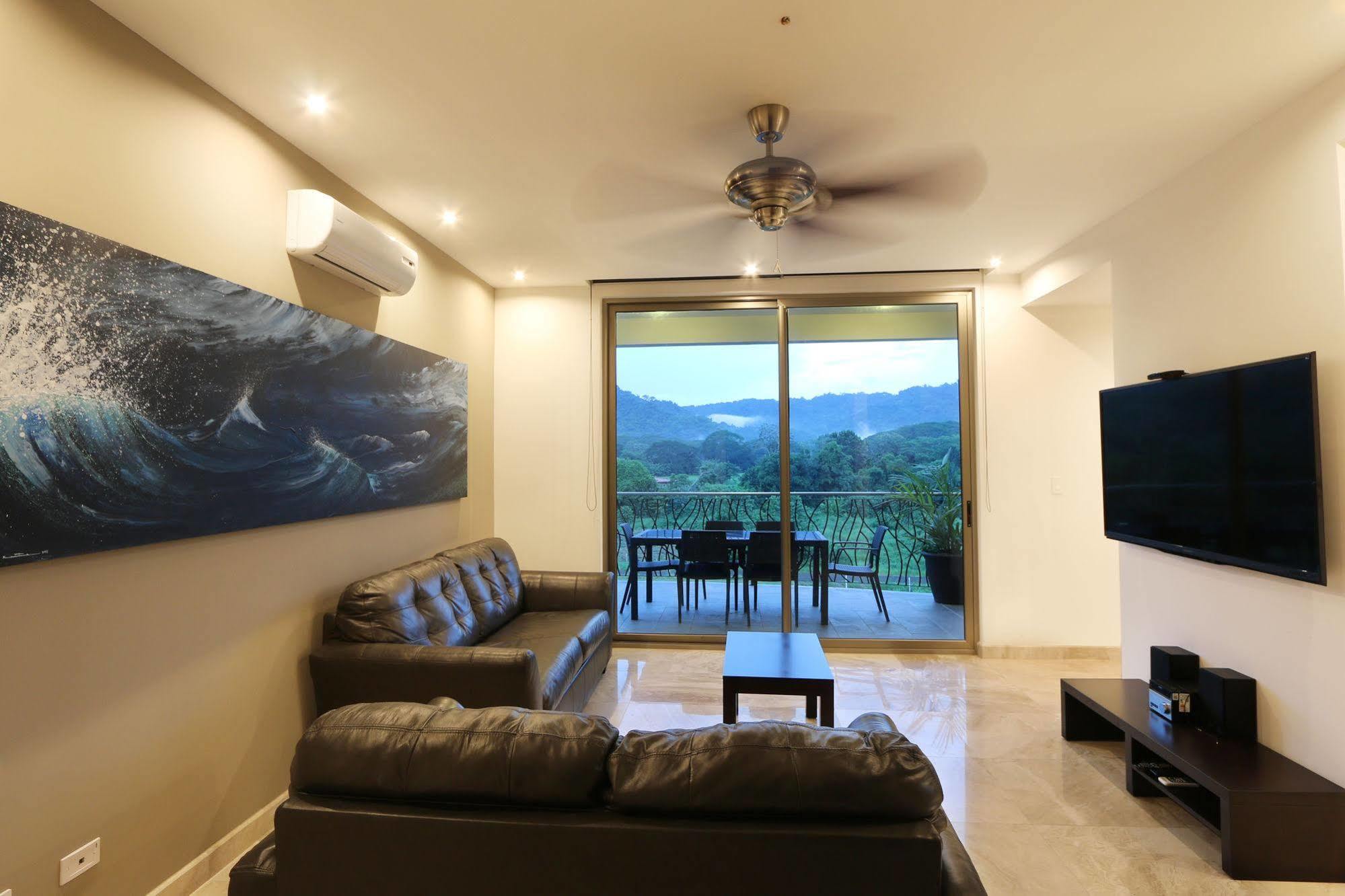Luxury Sky Penthouses 3-6br Condo-hotel At Oceano *
