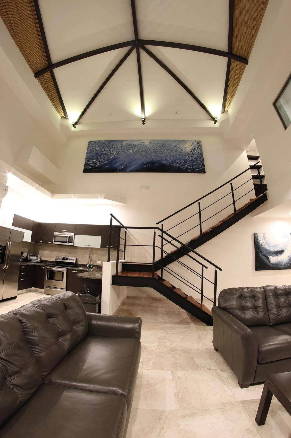 Luxury Sky Penthouses 3-6br Condo-hotel At Oceano